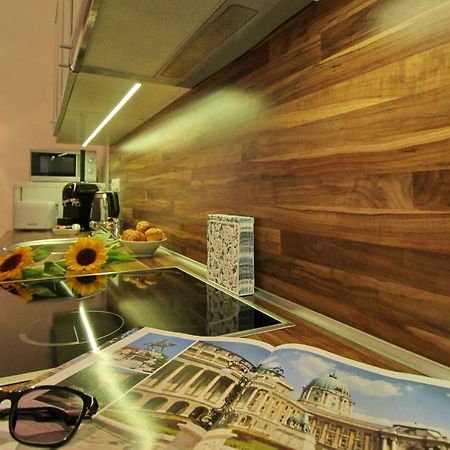 Castle Court Apartment Budapest Bagian luar foto