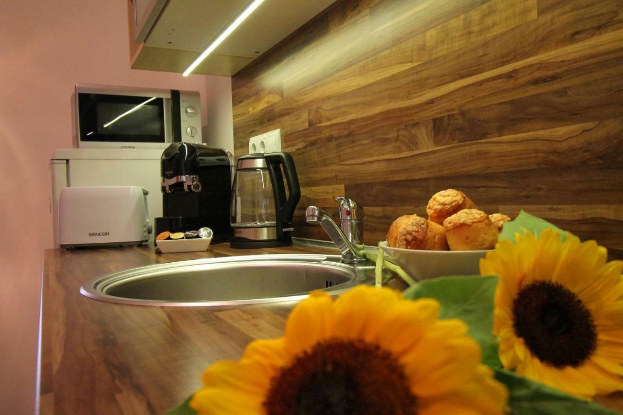 Castle Court Apartment Budapest Bagian luar foto