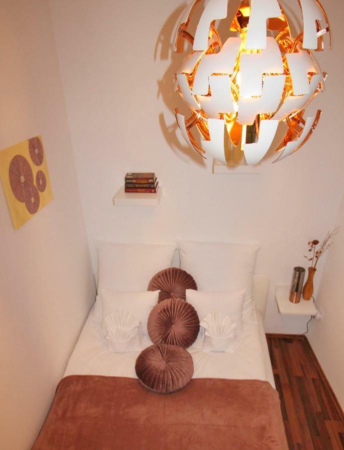 Castle Court Apartment Budapest Bagian luar foto