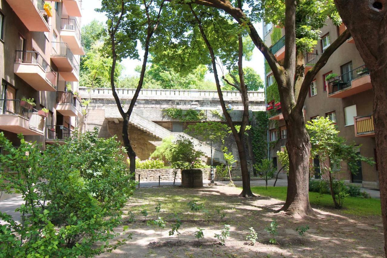 Castle Court Apartment Budapest Bagian luar foto